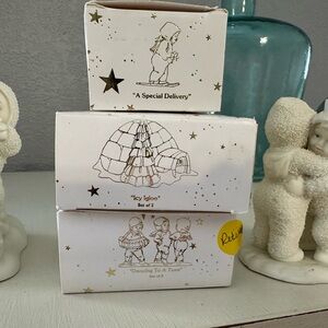 Department 56 White Figurine Set with Gold Accents